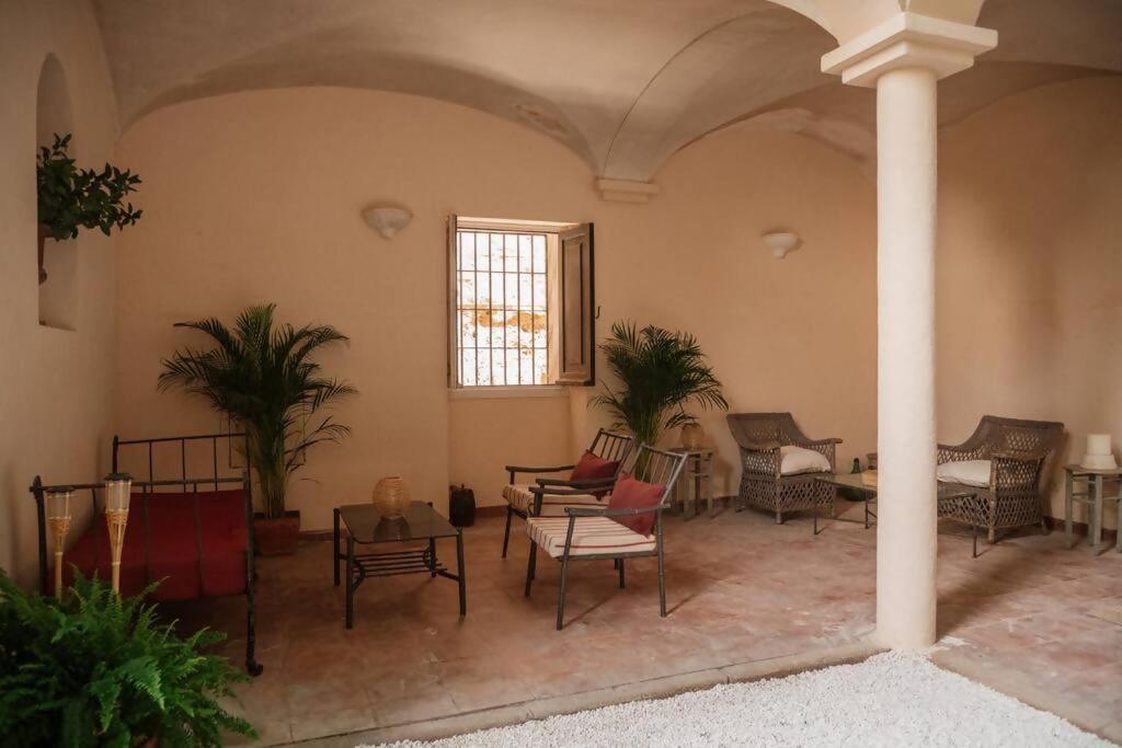 Casa Aguila Casco Antiguo Patio Privado Apartment Caceres Ngoại thất bức ảnh