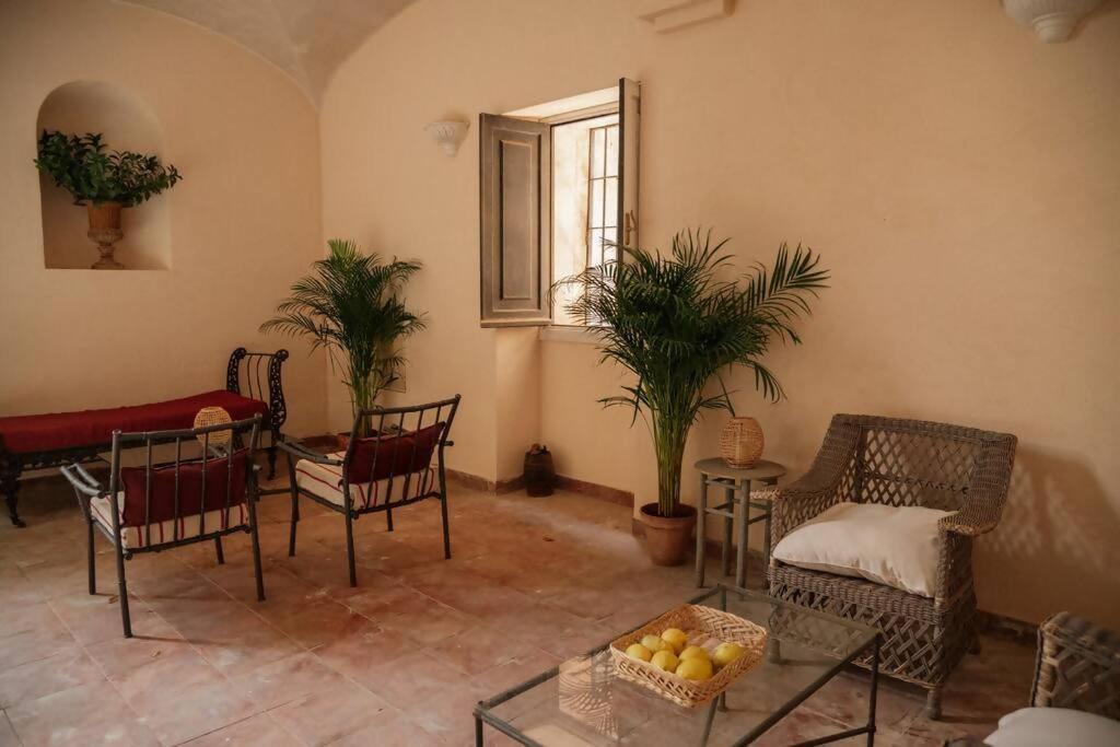 Casa Aguila Casco Antiguo Patio Privado Apartment Caceres Ngoại thất bức ảnh